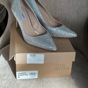Steve Madden Rhinestone Pumps Silver 8 NEW